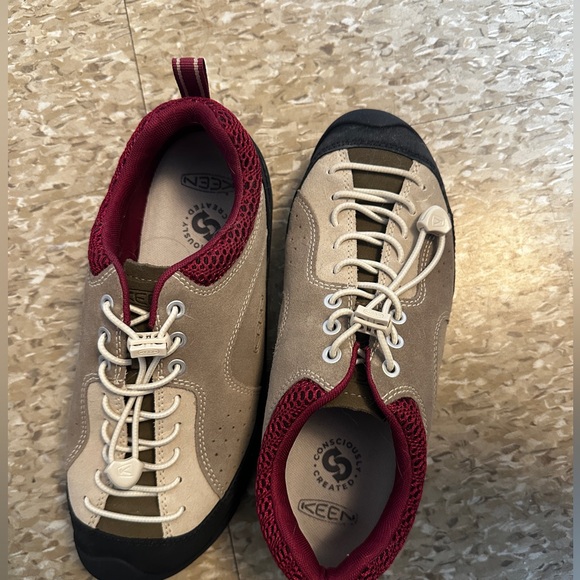 Keen Jasper Rocks - Picture 4 of 4